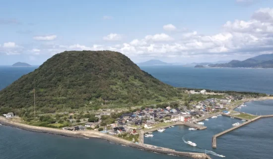 嬉野温泉駅発／武雄市内着貸切観光タクシー　唐津コース　宝当神社（高島）＋おさかな村へご案内！佐賀のいか料理に舌鼓