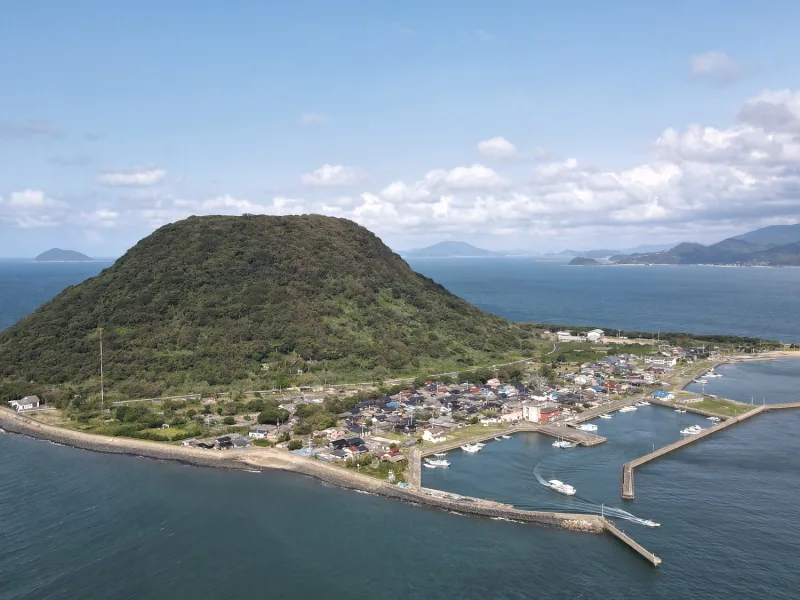 嬉野温泉駅発／武雄市内着貸切観光タクシー　唐津コース　宝当神社（高島）＋おさかな村へご案内！佐賀のいか料理に舌鼓